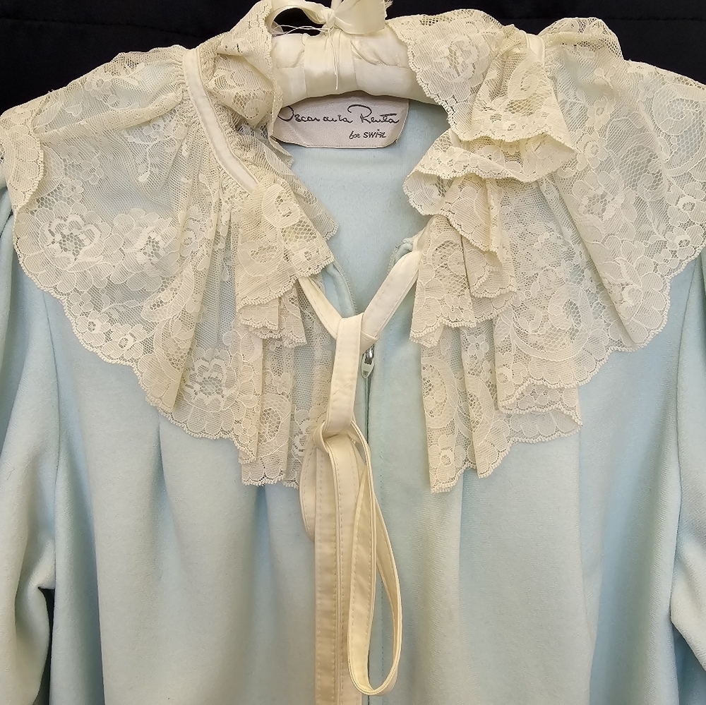 Vintage Sleeping Robe By Oscar de lauerta, Retro, Lace, Cozy, Sleep,